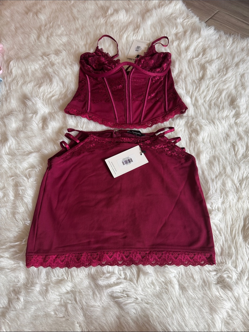 Lace-Trim Burgundy Skirt Set - Unbranded